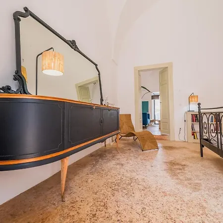 Casa Delle Rondini Casa de Férias *